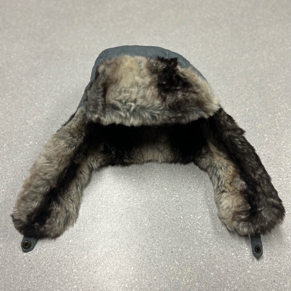 Women’s cozy fur lined hat - Picture 4 of 4